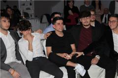 strippedCaption